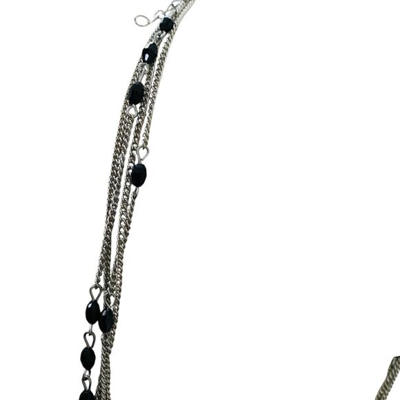 Silvertone and Black Beaded Tiered Necklace 22-25 Inches Lobster Clasp - Picture 4 of 6